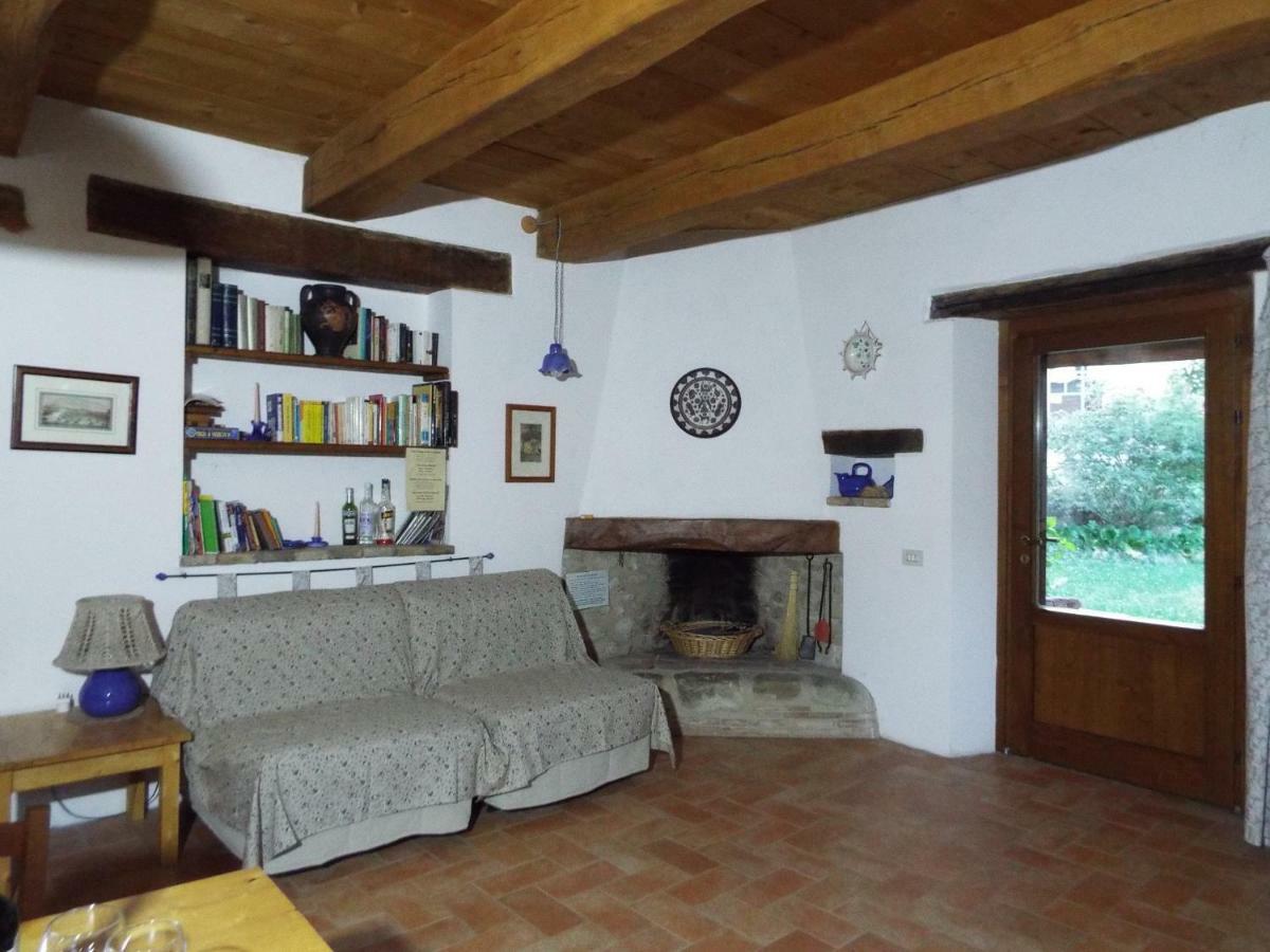 Agriturismo Frallarenza Ficulle Eksteriør billede